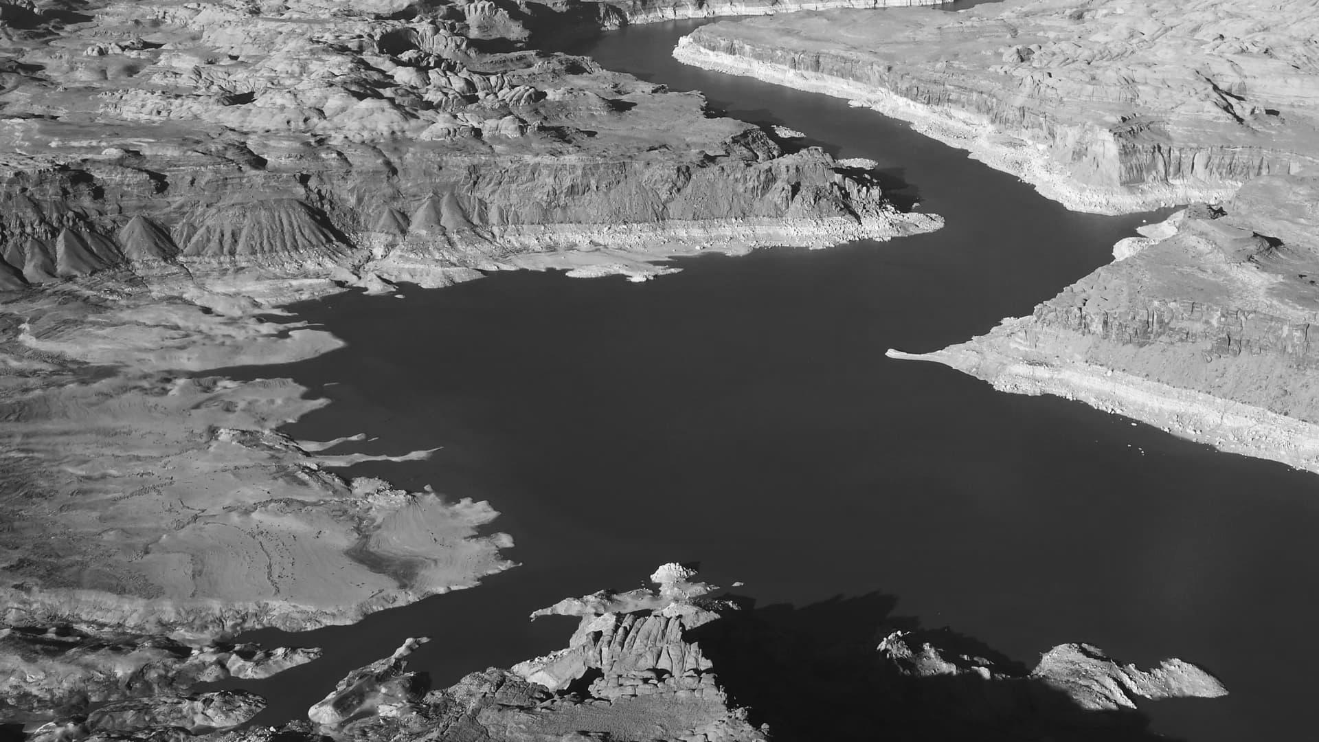 Lake Powell Glen Canyon Dam water release delayed attributable to drought